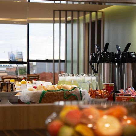 Hotel Park Valparaiso de Goias Екстер'єр фото